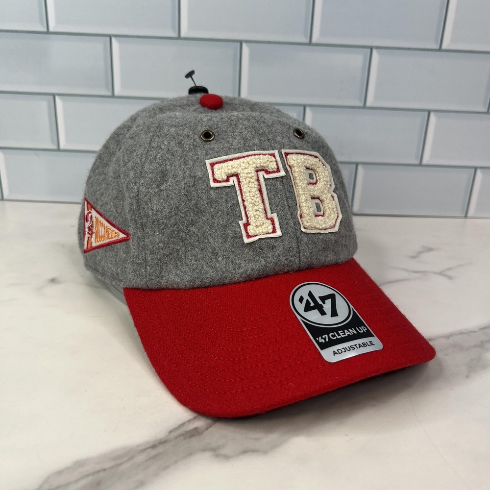 Tampa Bay Buccaneers Hat Cap Strap Back Mens One Size‎ Gray Red NFL Wool Blend